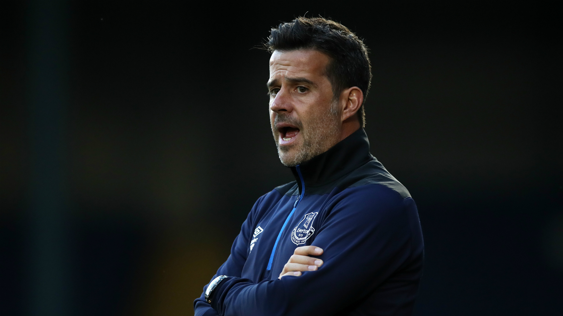 他们利用A 他们利用A